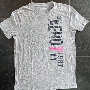 Aeropostale Gray Graphic Tee